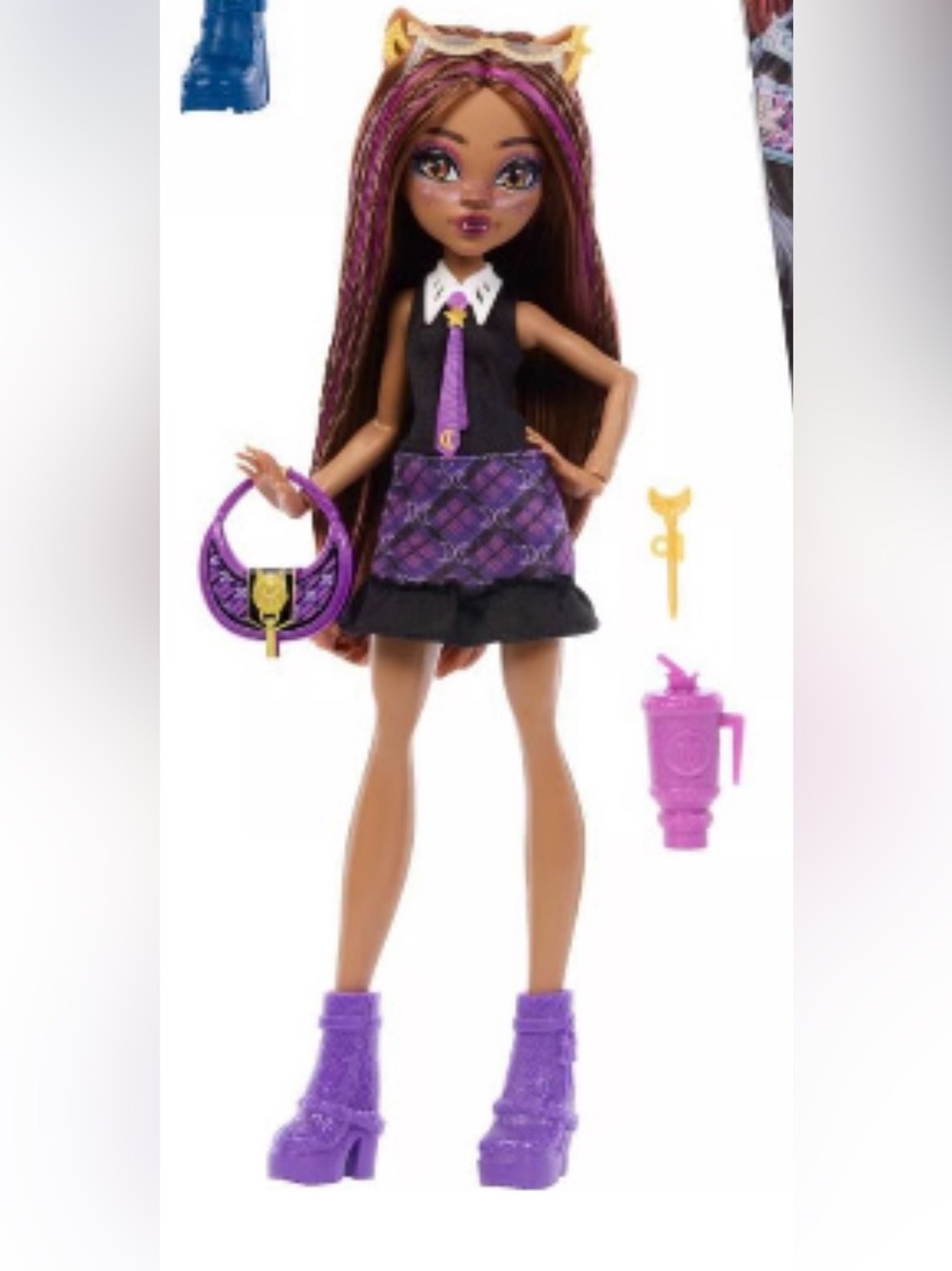 Monster High Buried Secrets Clawdeen  Doll + 5 Accessories Inside  New In Box